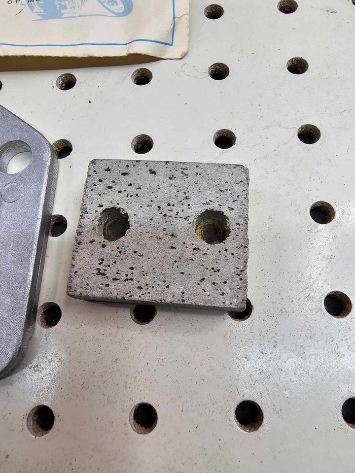 Juego de pastillas de freno vintage Polaris 81 82 Cutlass SS Sport 1910019 1910018 340 440 NOS Foto 2 de 3