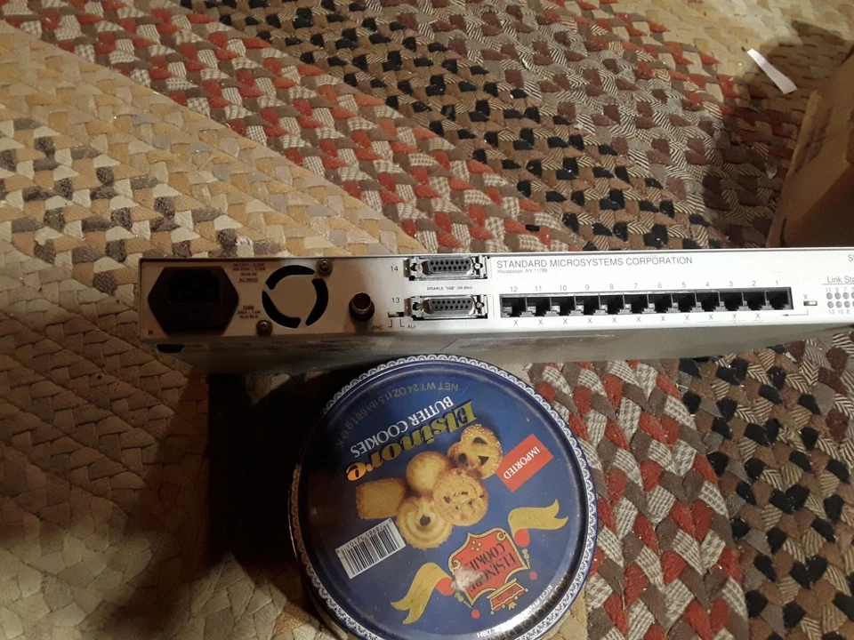 Smc Elite 3512tp 10 Base T Concentrator - Image 4 of 4