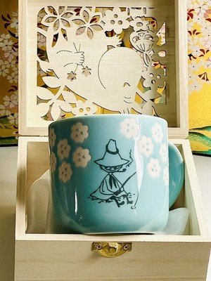 Japan Yamaka Shoten Mumin Florit Snufkin Porzellan 350ml blau Becher in Holzbox