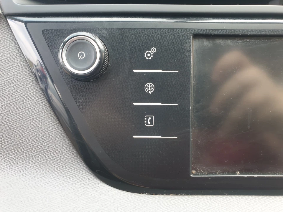 Pantalla y control multimedia Citroen C4 Picasso MK2 2013-2020 9812720580 Foto 3 de 4