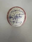 1989  baseball with various Signed signatures . Sandberg. B Williams.  Sutcliffe