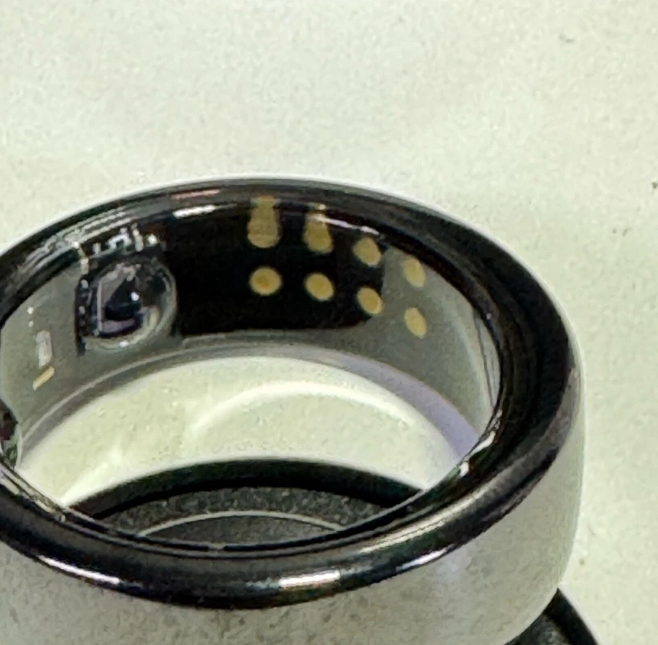 Oura Ring Gen3 Horizon - Black - Size 10 - Smart Ring - Image 3 of 4