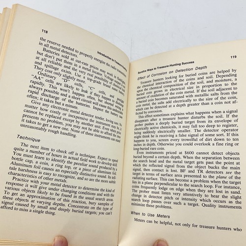 Introduction to Treasure Hunting Alan Smith Hardcover Book 1971 Metal Detecting - Picture 15 of 24