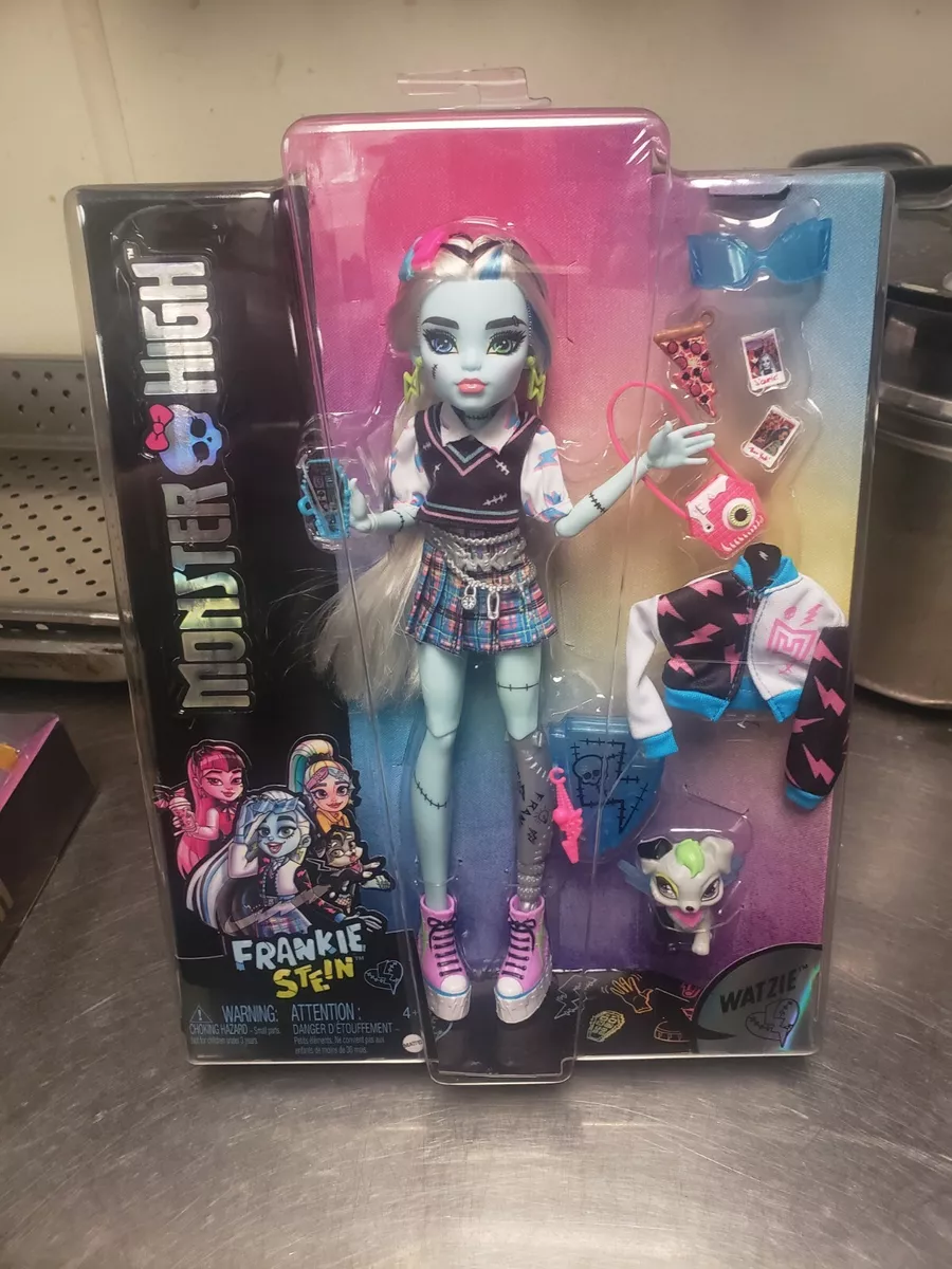 Boneca Monster High 2022 - Frankie Stein Vontageous 29cm - Mattel