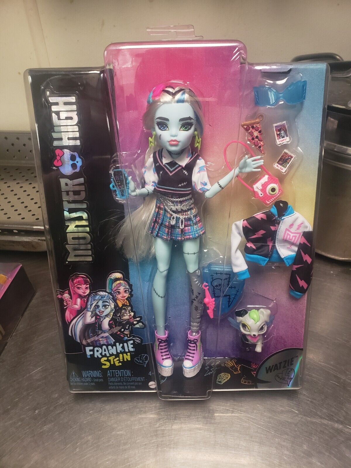 Boneca Mattel Monster High Glows In The Dark - Frankie Stein Dhb57