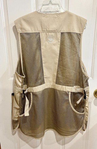 Beretta Fishing Vest Adult L Beige Mesh Pockets Zip Logo Outdoors - EUC - Picture 3 of 8
