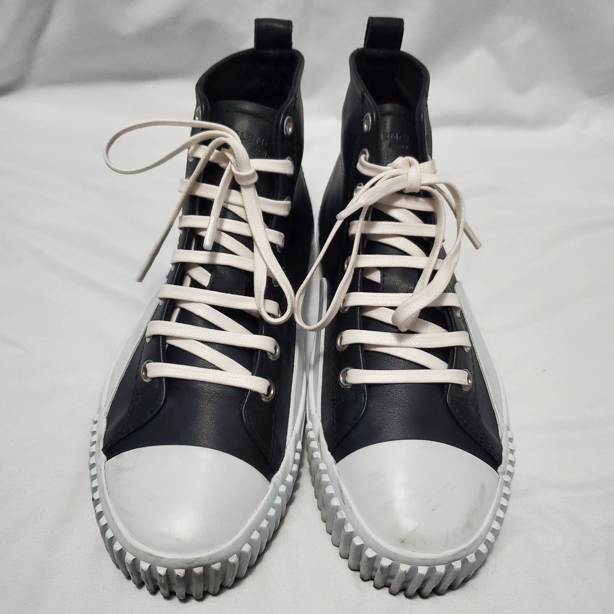 Balenciaga High Top Black Leather Sneakers Men display picture 2