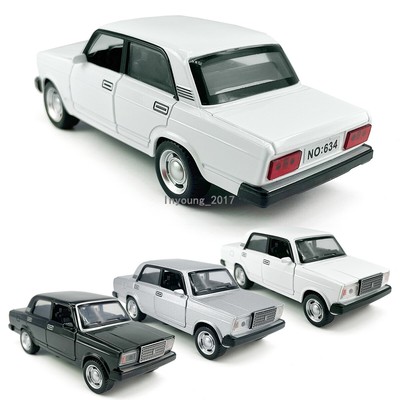 1:32 Lada VAZ Model Car Diecast Toy Cars Metal Vehicle Light Sound Boys Toys