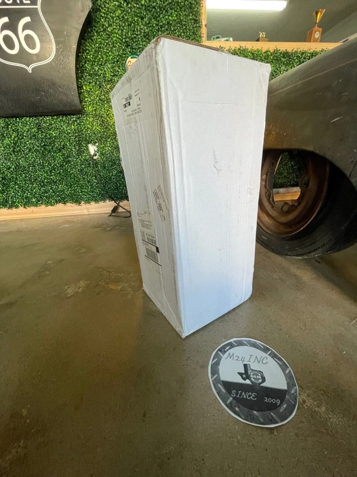 2015-2023 Dodge Challenger Mopar Car Cover with SRT Hellcat Logo 82214815AB - Изображение 4 из 4