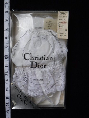 Vintage CHRISTIAN DIOR New Gift Set Box Panties/Garter/Stockings LOGO Small - Picture 17 of 24