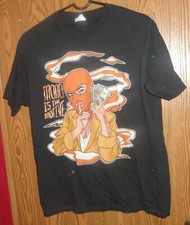 MONEY IS THE MOTIVE VINTAGE GRAPHIC T TEE SHIRT ADULT MEDIUM USED DISTRESSED