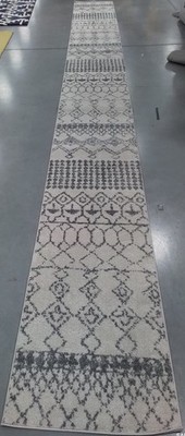 IVORY / GREY 2'-0'' x 19'-0'' Back Stain Rug, Reduced Price 1172800702 TUL229A-219