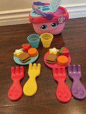 Leap Frog Shapes and Sharing Pink Picnic Basket Toy Working Buttons and Music