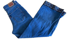Levis Woman's Wide leg high -rise jeans with boho trim size 30