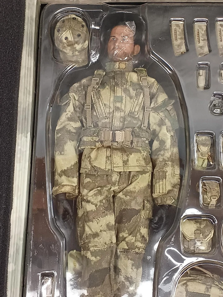 CALTEK A-TACS CAMO Advanced Tactical Operator 1/6 Action Figure CAL-8020 - Image 2 of 4