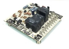Goodman PCBDM133 Heat Pump Defrost Control Board 1084-552 used #P127