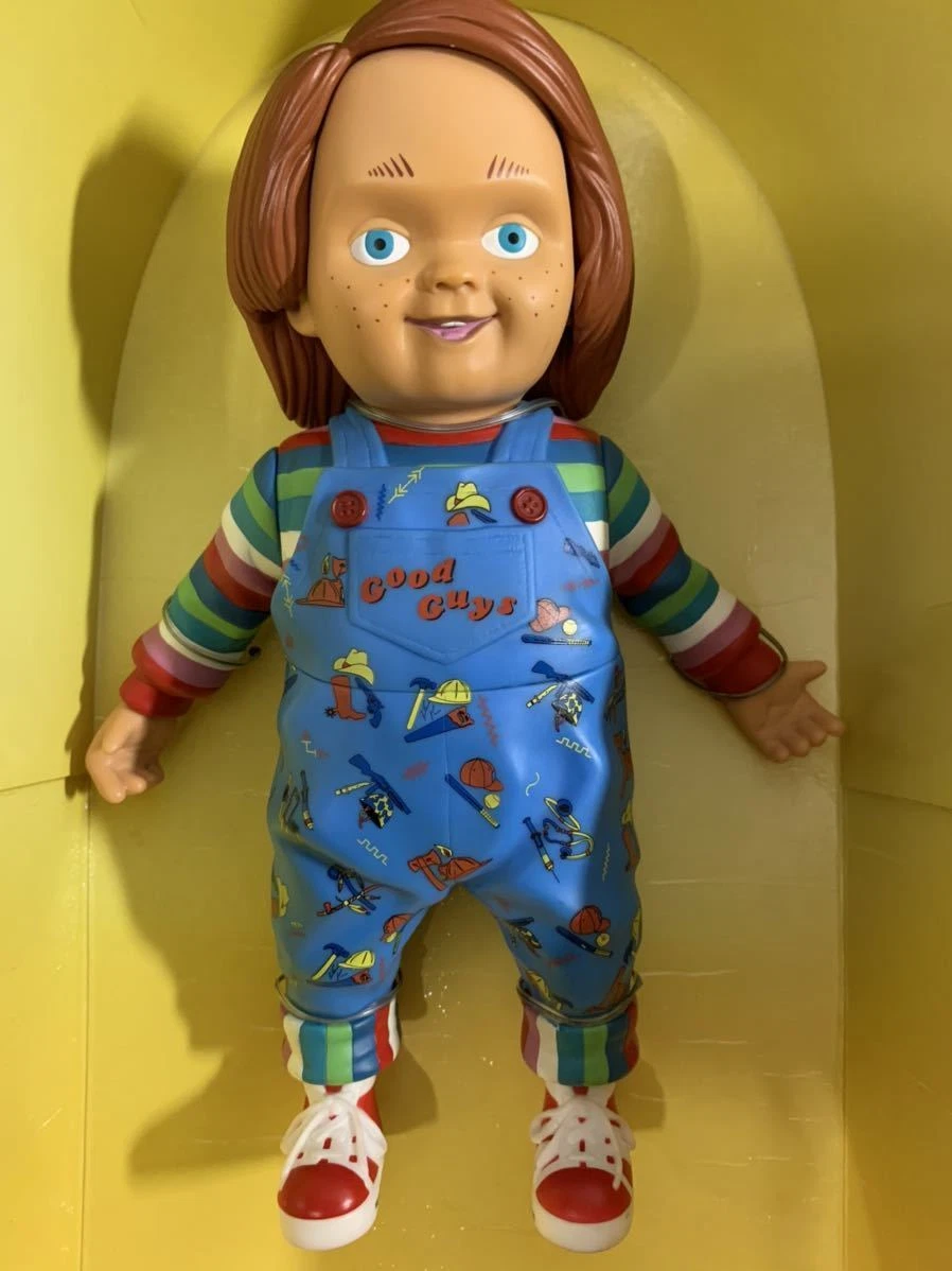 Medicom chucky outlet doll