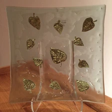 Oro Folio Fused Art Glass Gold Leaves 10" Square Raised Corner Plate ~ Brazil