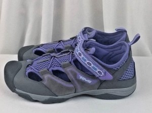 amphibian hiking shoes