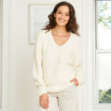 Universal Thread Women's Balloon Sleeve V-Neck Pullover Sweater Cream Medium