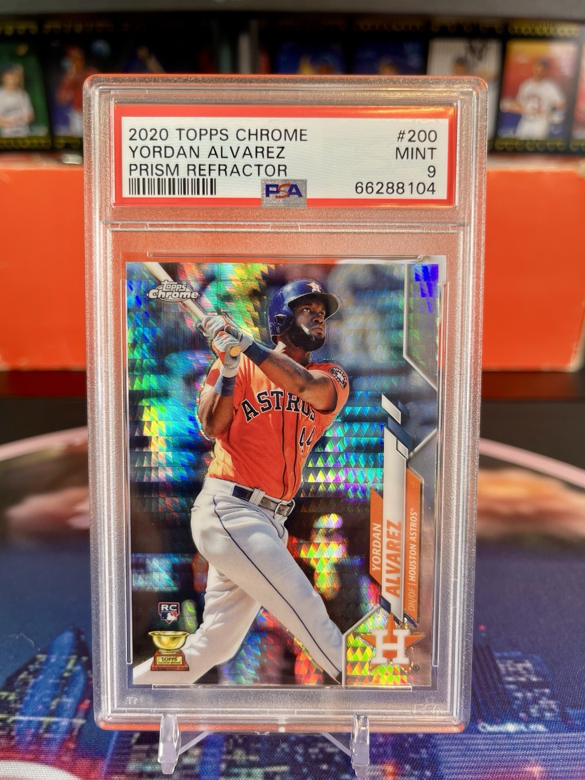 2020 Topps Chrome - Yordan Alvarez #200 Prism Refractor (RC)