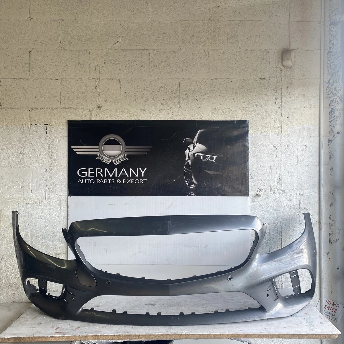 2019 2020 2021 MERCEDES C-CLASS C300 SEDAN FRONT BUMPER COVER 