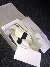 Baskets blanches Balenciaga taille 7 coupe un 8, état 10/10 peu portées