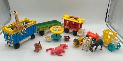1970’s Fisher Price Vintage Little People Play Family Circus Train Zoo Animals