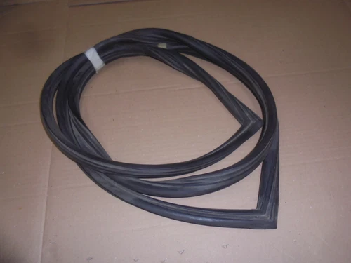 WINDSCREEN GASKET Fiat 128 Coupe' SL FOR INSERT