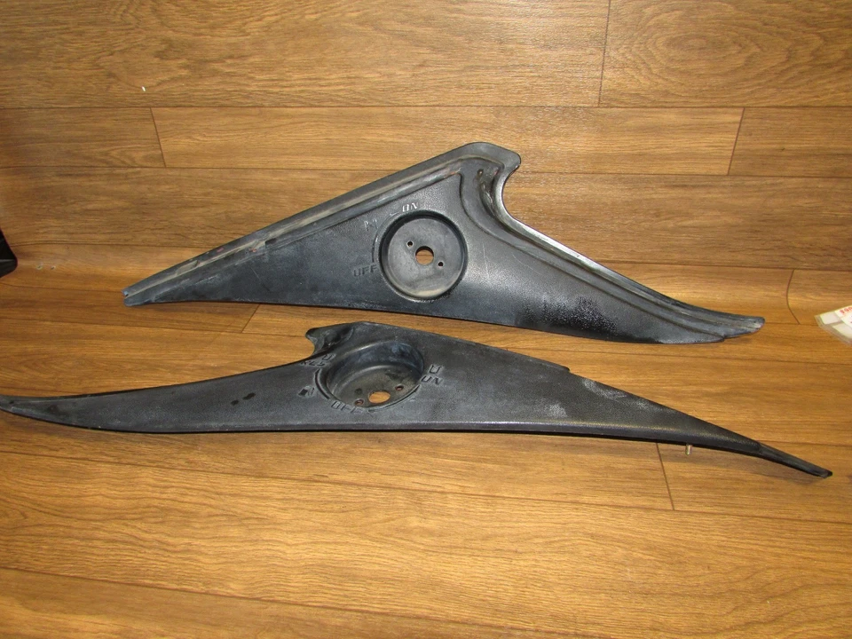 Kawasaki Jet Ski 2000 Ultra 150, painéis laterais do casco esquerda e direita 14090-3810-21 - Imagem 4 de 4