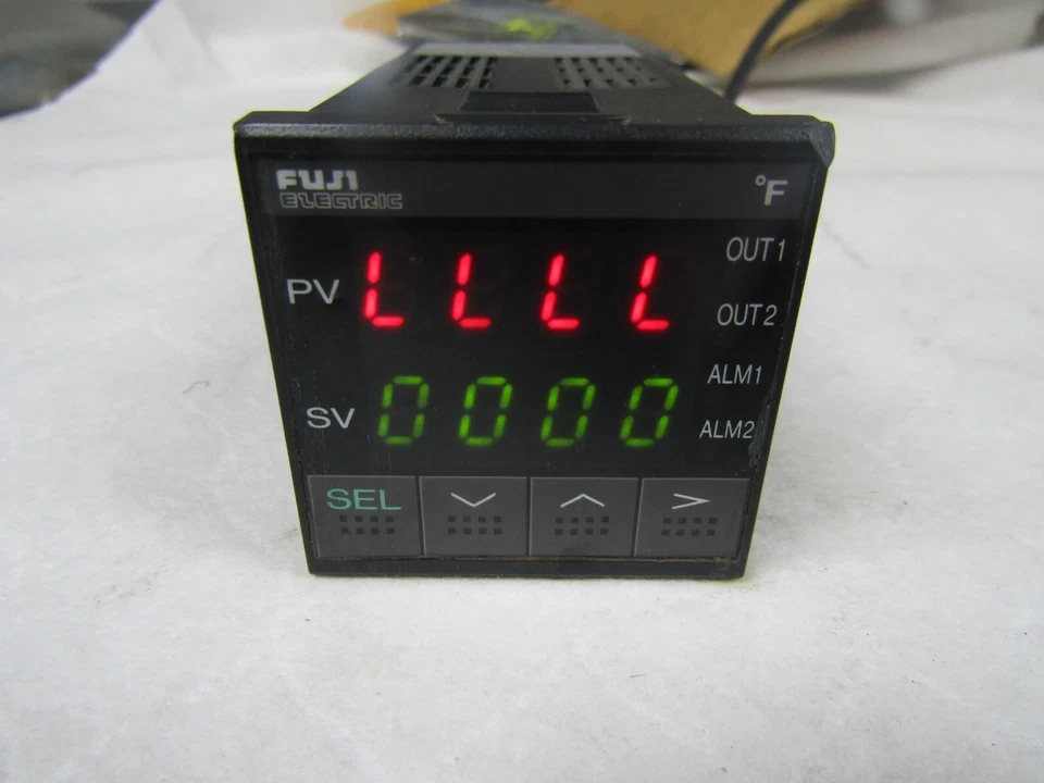 🔥FUJI PYX4MAY1-120QF TEMPERATURE CONTROLLER 100-240VAC 18VA - Image 2 of 4