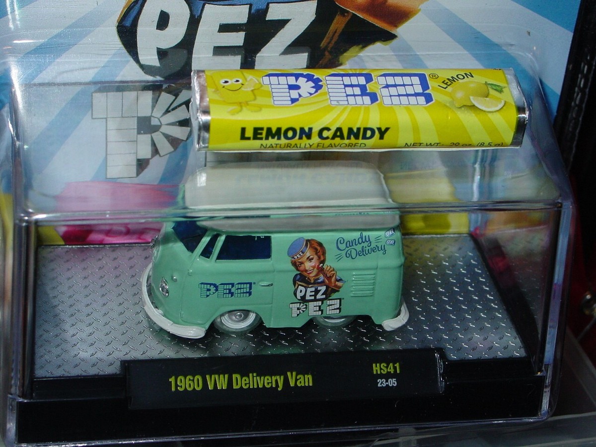 ミニカー DING DONGS 1960 Volkswagen Delivery Van 1960