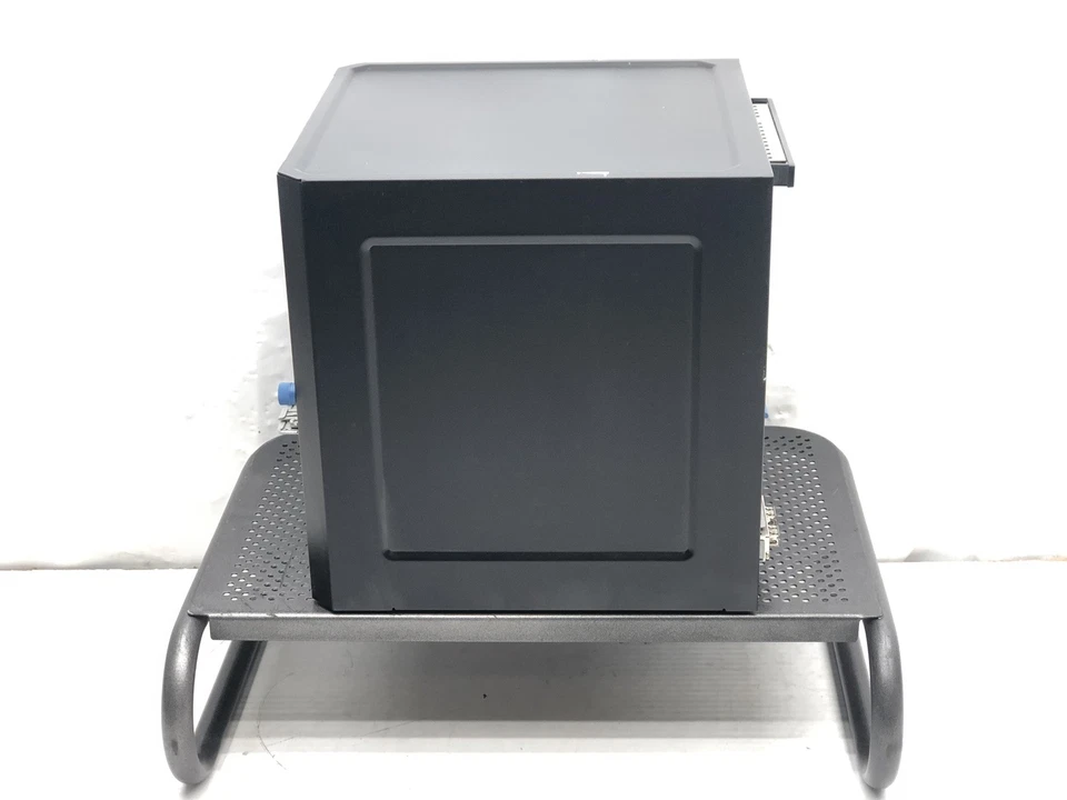 HPE Proliant MicroServer Gen10 AMD X3216 APU 8GB RAM No HDD - Image 4 of 4