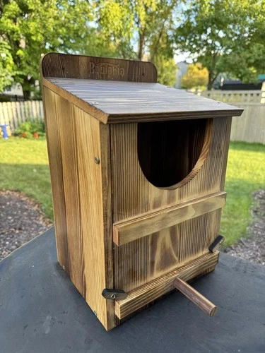 Large Wooden Owl Nesting Box with Stand & Shavings for Outdoor Birds