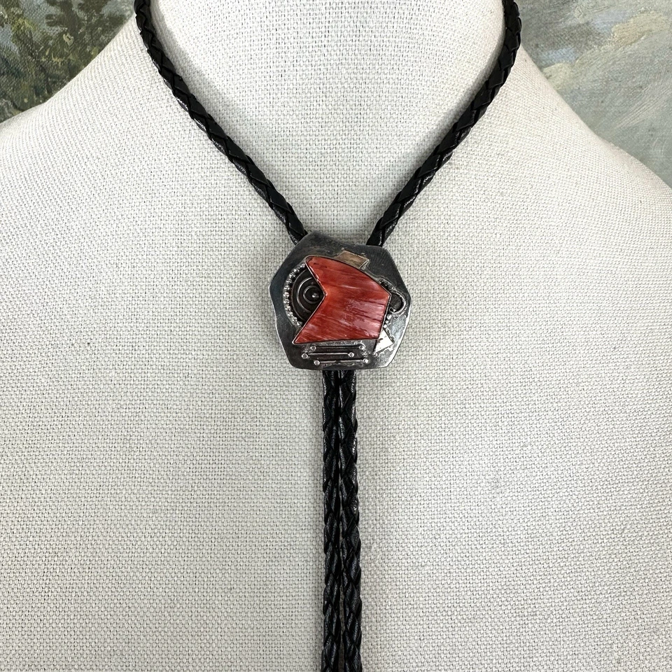 Потрясающий старый галстук-боло из чистого серебра и кораллов юго-западный ручной работы - Изображение 3 из 4