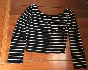 forever 21 black long sleeve crop top