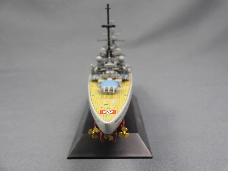 Eaglemoss Scharnhorst Acorazado 1/1100 Segunda Guerra Mundial Mini Japón Buques de Guerra Diecast Foto 4 de 4