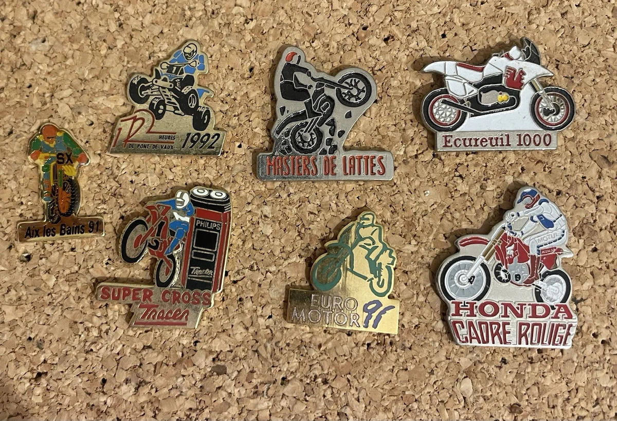 Pin's émaillé Au Four Moto - ANNUAL BRITISH MOTORCYCLE MEET, Vintage Neuf De Stock Ancien