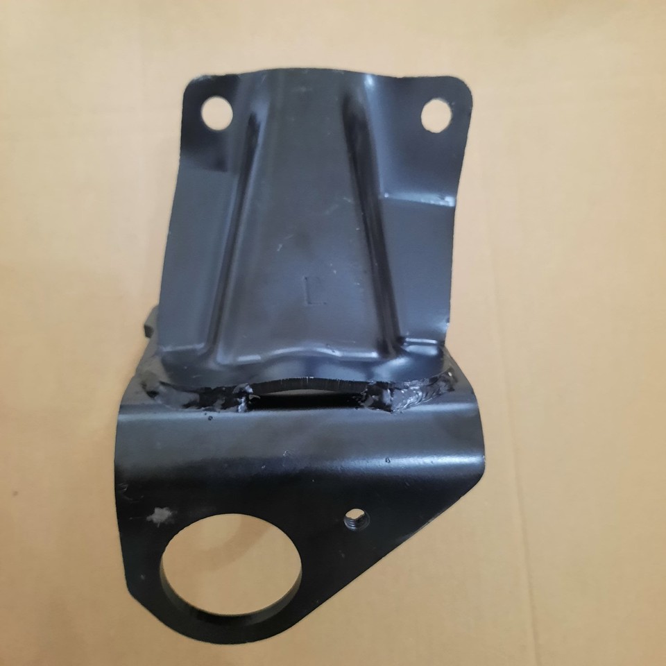 LEFT Rear Spring Hanger Bracket For Toyota Hardtop FJ40 BJ40 Japan ...