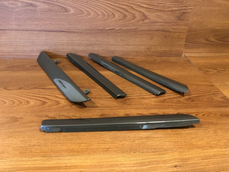 Juego de molduras de molduras de panel de puerta delantera/trasera de fibra de carbono Saturn Vue 2008-2010 OEM Foto 2 de 4