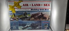 Atlantis 9001 Air Land & Sea H25 Mule Helicopter Sherman Tank & P-207 Mosquito