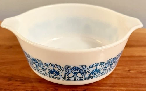 Vintage Blue Horizons Pyrex 1 1/2Pint Casserole Dish Ovenware Made In USA