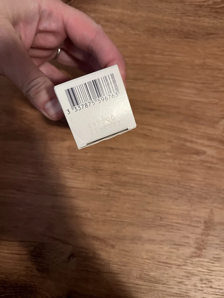 Fortificador de ojos reparador Vichy Mineral 89 15 ml - ENVÍO GRATUITO Foto 2 de 4