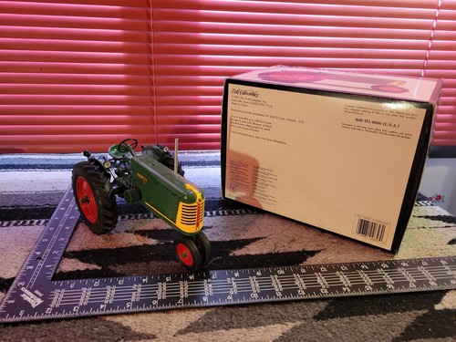 Ertl Oliver Row Crop 77 1/16 Diecast Farm Tractor Replica Collectible - Picture 8 of 11
