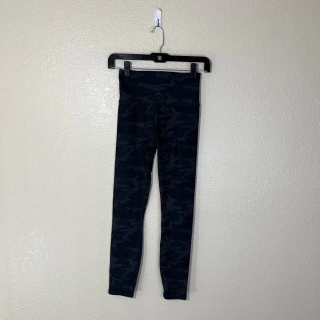 vuori clean elevation camo 25'' inseam leggings