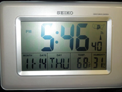 Relojes despertadores de Seiko Multicolor y Radio Reloj