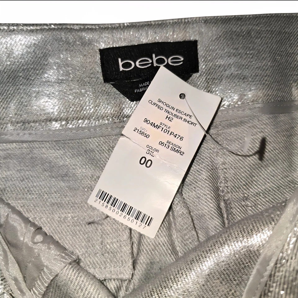 Bebe женщин шорты размер 00 Серебряный металлический с манжетами брюки заниженной совершенно новый - Изображение 4 из 4