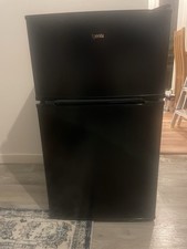 Igenix Under Counter Fridge/freezer In great Condition 9 Months Old