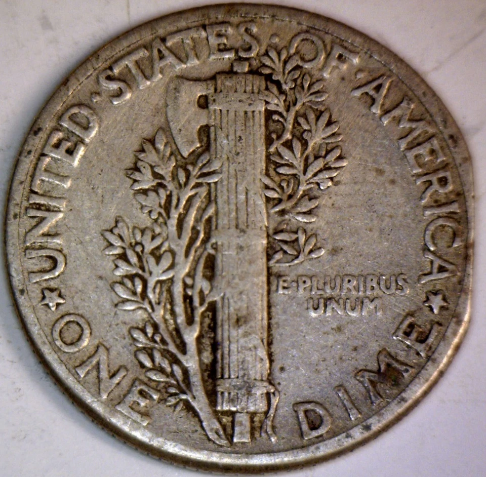 1945 ERROR STRAIGHT CLIPPED Mercury SILVER Dime Coin Nice Clip #2  NR - Image 4 of 4