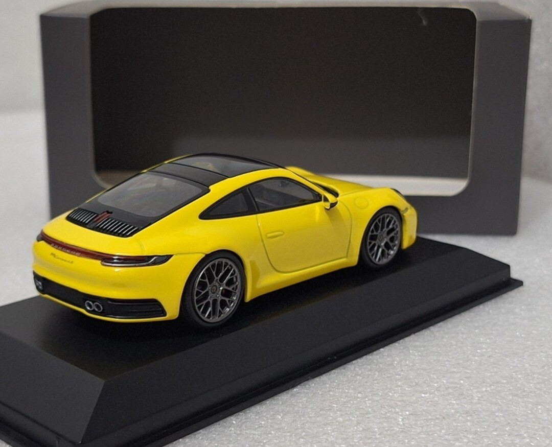 Porsche 911 (992) Carrera 4S Coupe 2019 Yellow 1:43 Porsche 911 (992) Carrera 4S Coupe 2019 Yellow 1:43